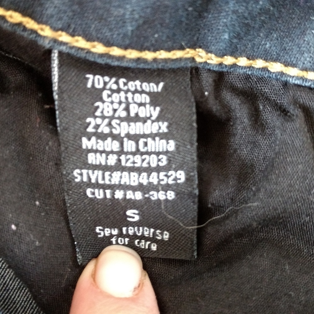 check Pello Jean Shorts Dark Wash Size Small - Picture 2 of 4